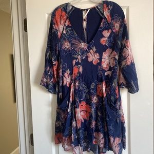 Free people floral mini dress with pockets